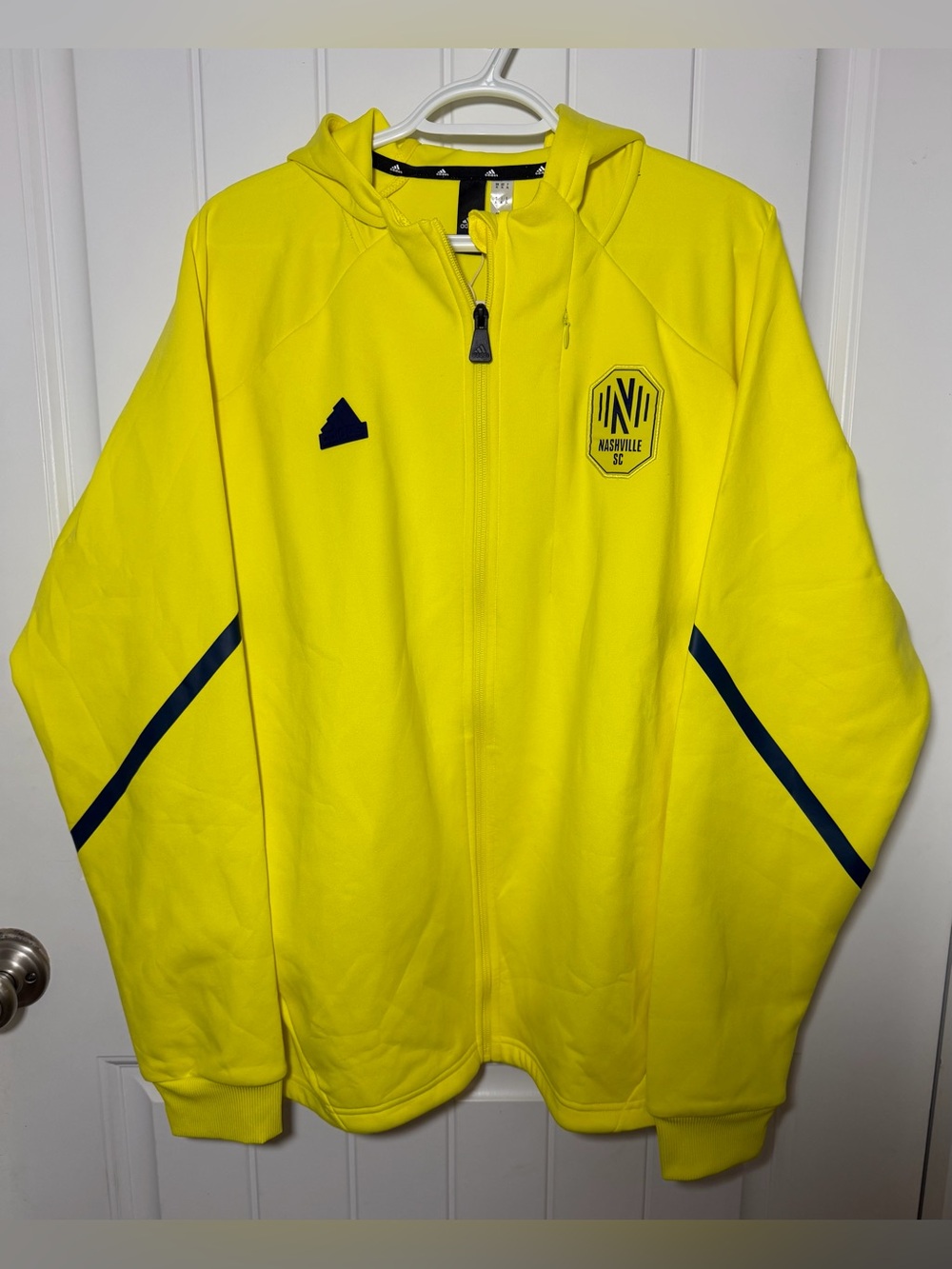 Adidas Nashville SC Anthem Jacket Men’s XL Yellow Full Zip Hooded NWT $125